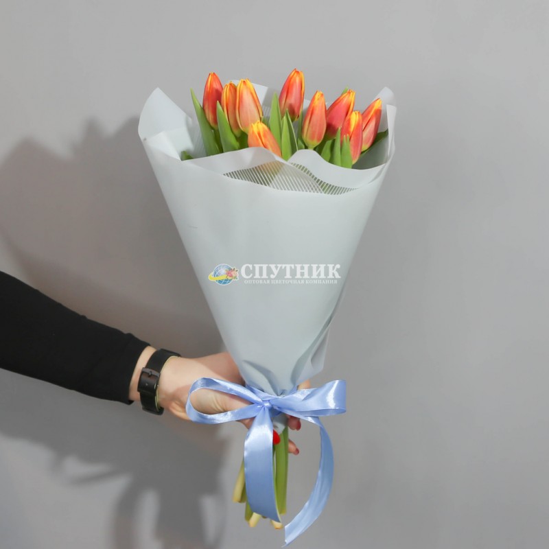 Заказать корпоративные букеты тюльпанов в СПб