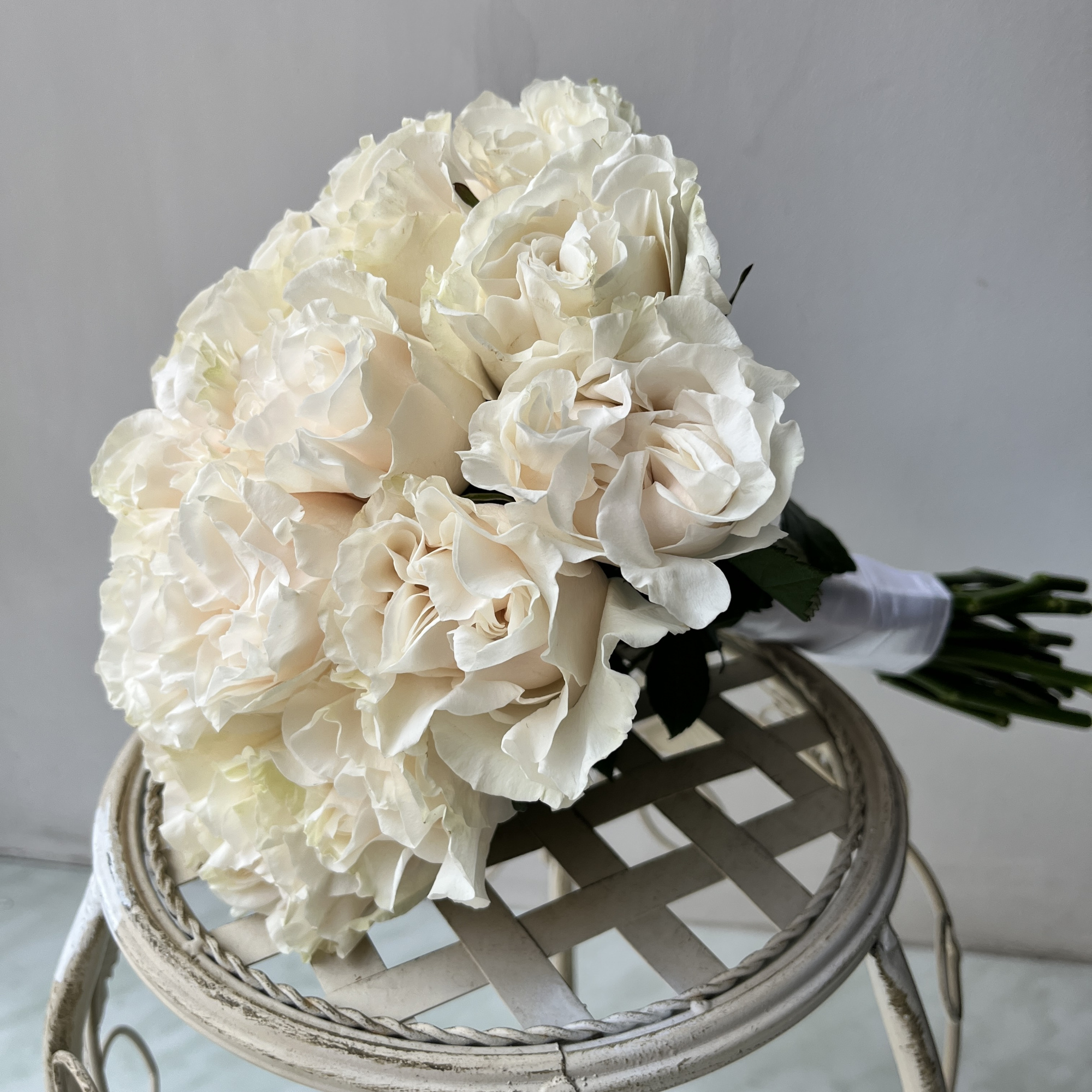 Букет невесты Wedding Roses - "Спутник"