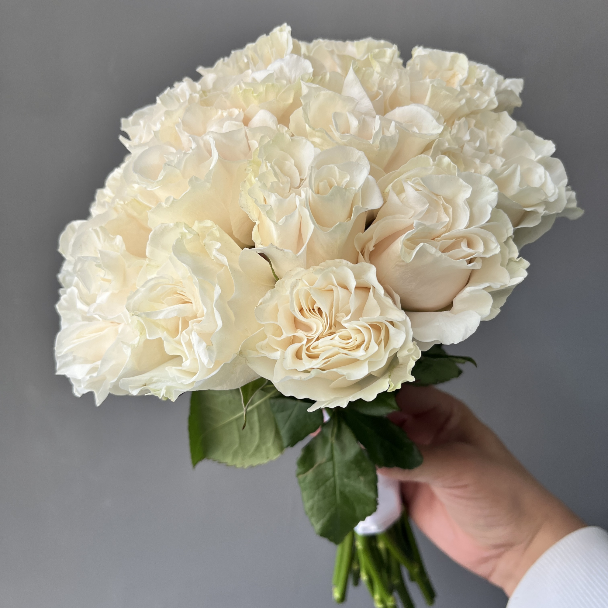 Букет невесты Wedding Roses - "Спутник"