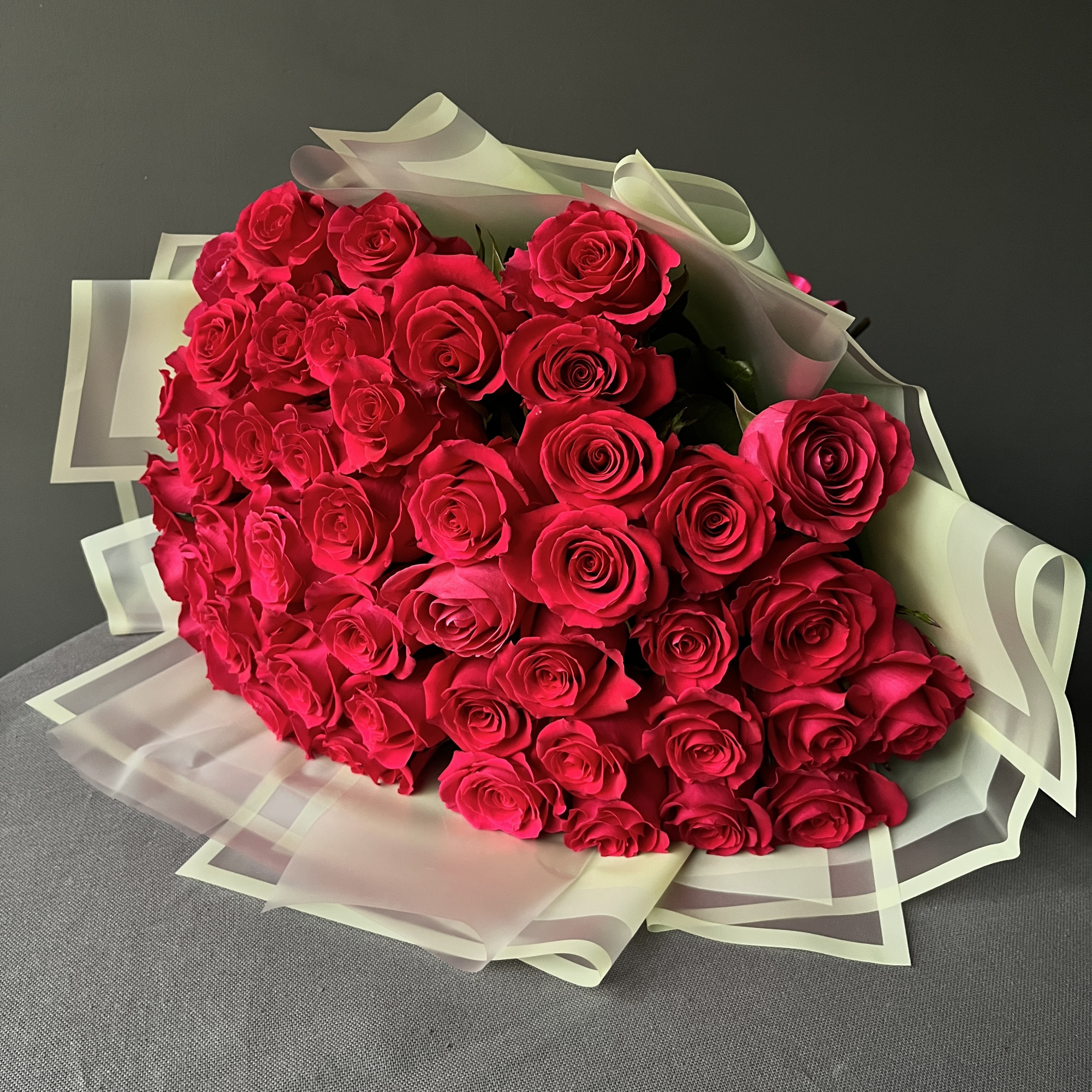 Моно Гоча fifty roses - "Спутник"